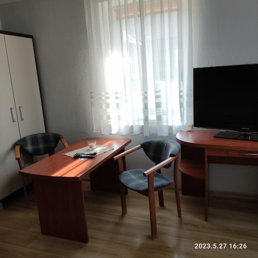 Apartament Pod Lipa Kłodzko Exteriör bild